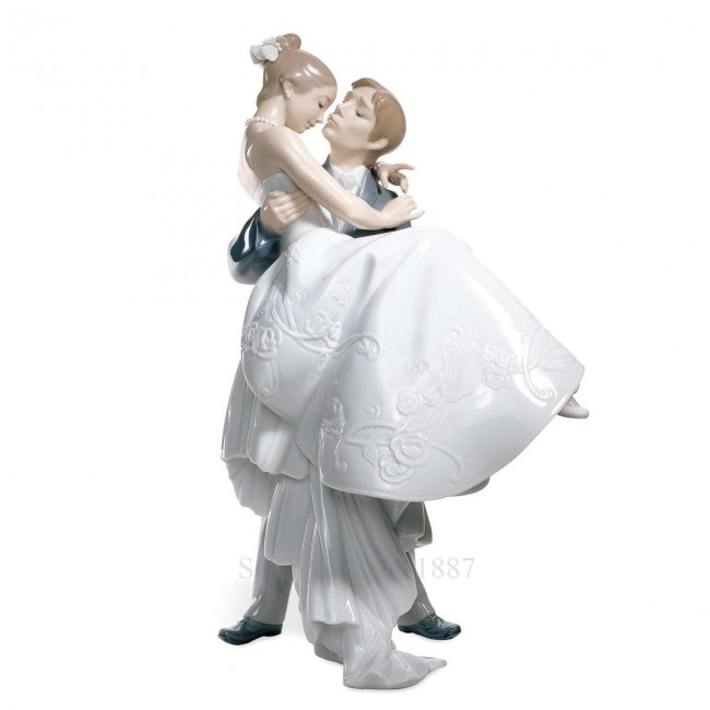 LLADROE The Happiest Day 포셀린 Figurine LladrOE The Happiest Day Porcelain Figurine 01875