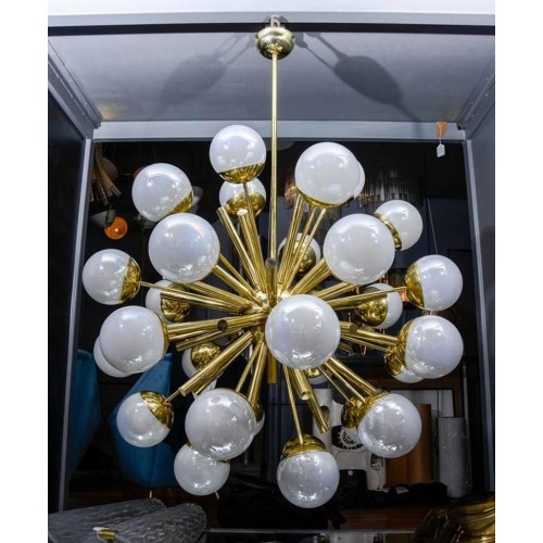 Glustin 루미나IRES 브라스 Sputnik 샹들리에 with Iridescent Murano 글라스 Globes by 18369