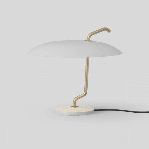 Gino Sarfatti (Designer)   에스텝 (Manufacturer) 모델 537 Lamp with 브라스 Structure and 화이트 리플렉TOR by for 16112