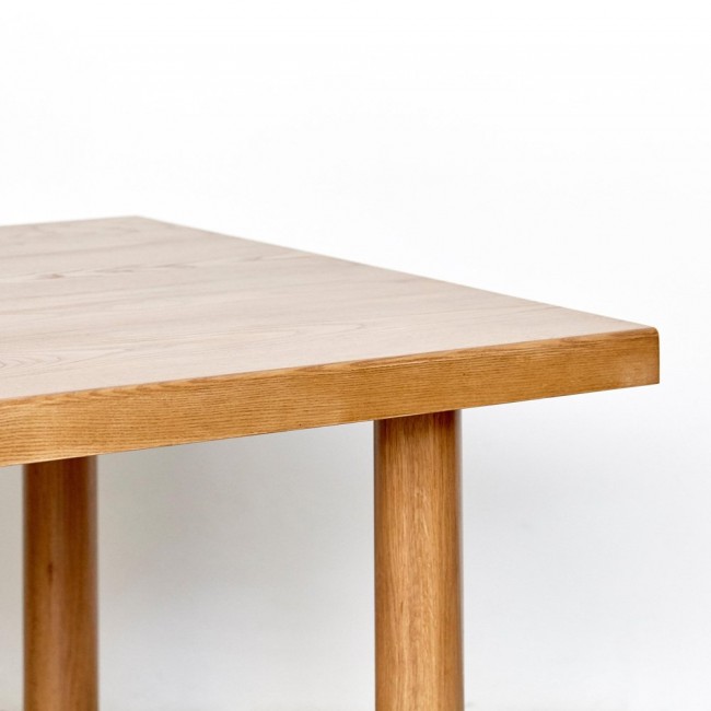 Le Corbusier Solid Ash 테이블 by for Dada Est. 12590