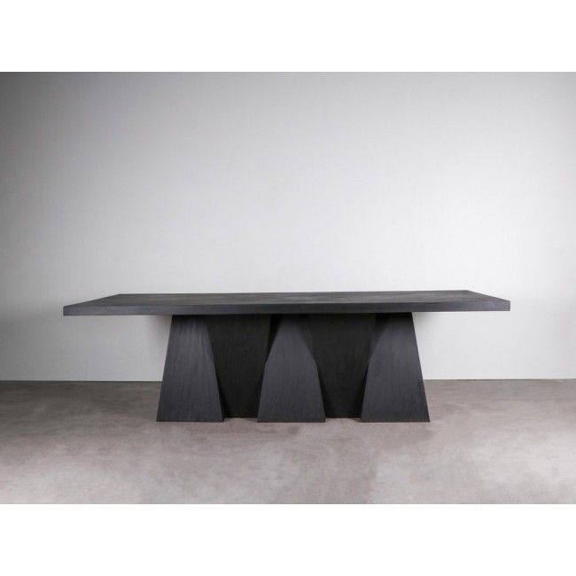 Lucas Morten (Designer) Grav 테이블 by 12138