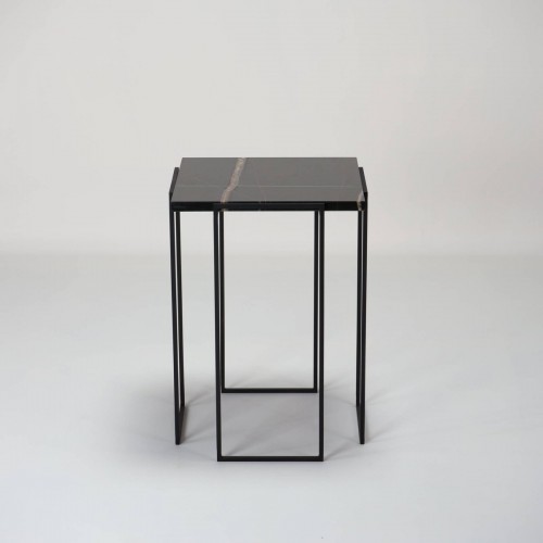 DFdesignlab Sahara Noir Kaus 사이드 테이블 by Nicola Di Froscia for 10399