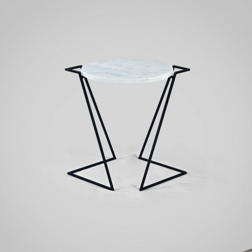 DFdesignlab 새턴O 사이드 테이블 in 카라라 마블 by Nicola Di Froscia 10200
