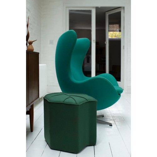 Design by nico Leaf Seat Nicolette de Waart for 07928
