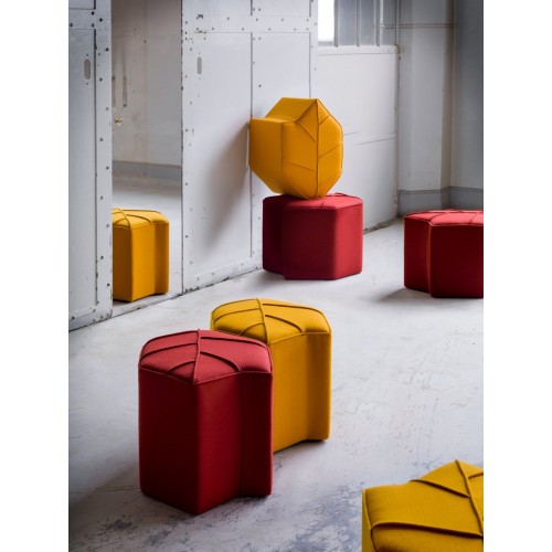 Design by nico Crimson Leaf Seat Nicolette de Waart 07925