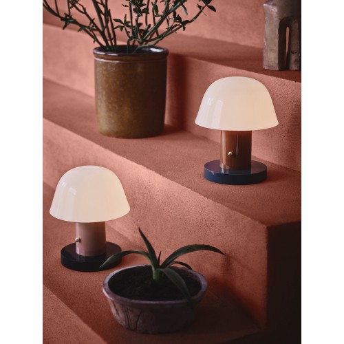 앤트레디션 Setago JH27 테이블조명/책상조명 포터블 Nude / 포레스트 &Tradition Setago JH27 Table Lamp Portable  Nude / Forest 07016