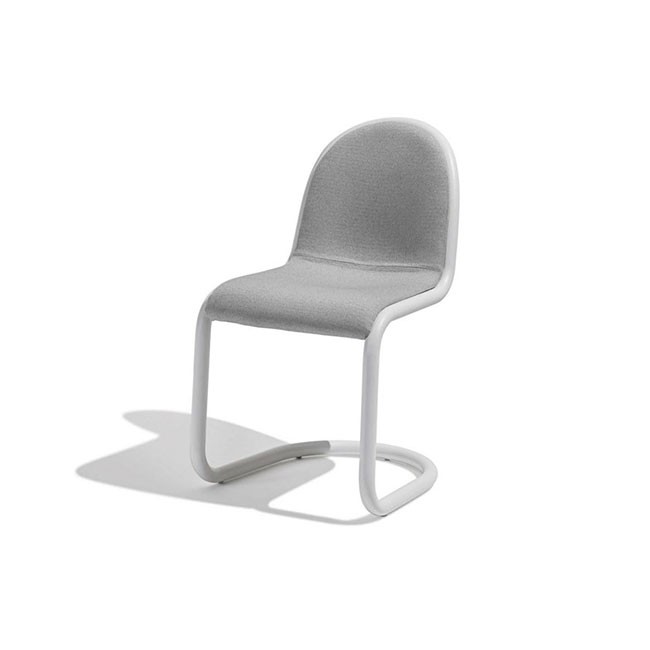 DESALTO STRONG - Sled base steel 체어 의자 with 인터그레이티드 쿠션 17471